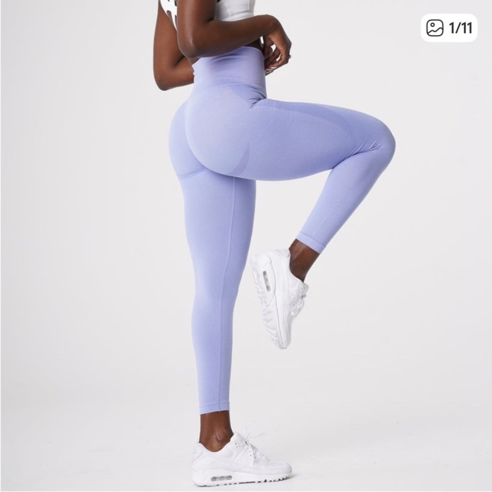 NVGTN Periwinkle Seamless High Waisted Compression Wedgie Leggings XS- As New!